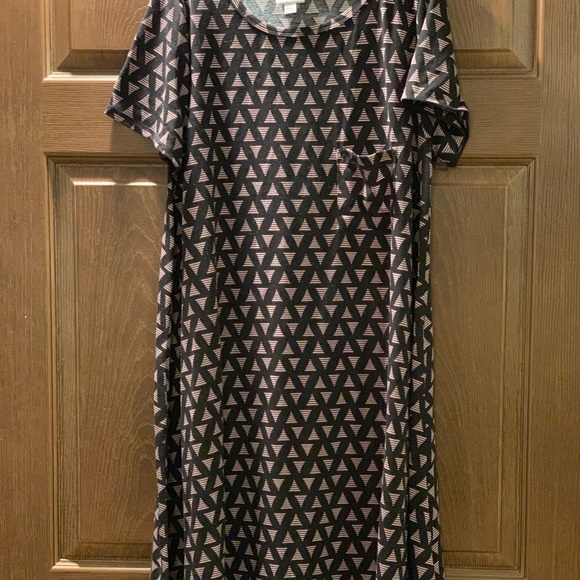 LuLaRoe Carly size Large - Picture 1 of 3